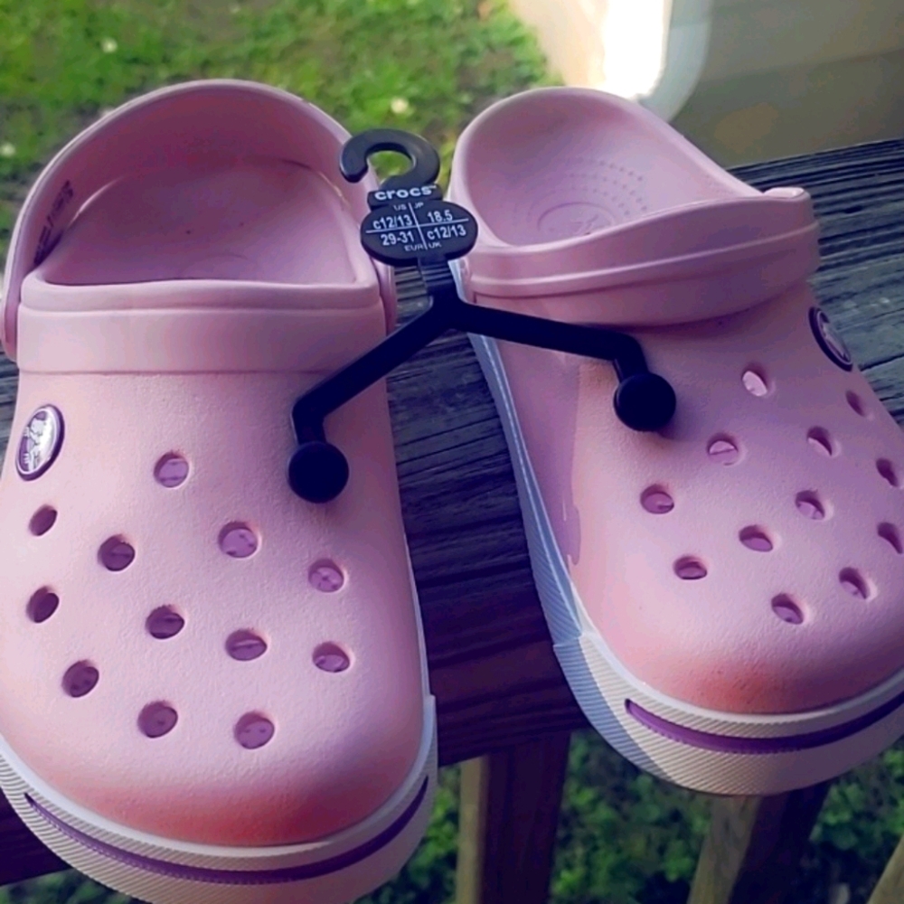 Little Girls Pink Crocs